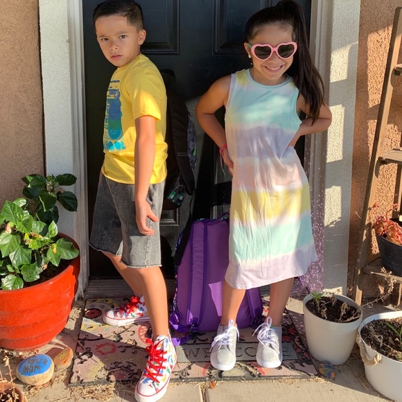 Meet your Posher, Tanya, Mom of Twins - Picture 4 of 4